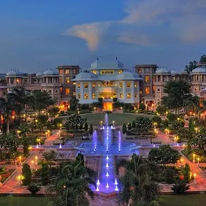 Resort Orient Taj N *****