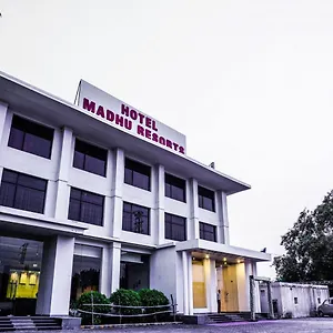Hotel Madhu ***